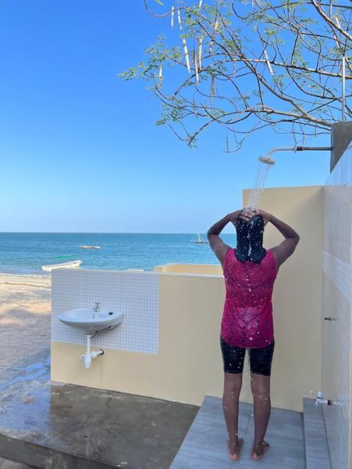 Lui Ushongo Beach House Pangani Ngoại thất bức ảnh